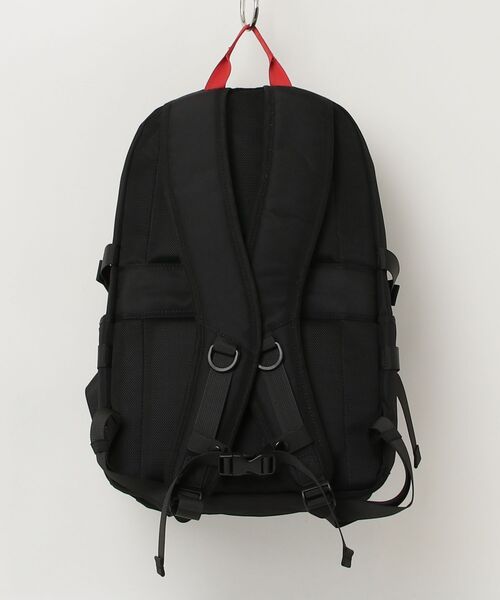 OUTDOOR PRODUCTS(アウトドアプロダクツ)の「アウトドア【OUTDOOR】バックパック 30L(バックパック/リュック・レディース・ブラック/ブラック×ホワイト/ライトグレー/レッド・フリ-)」の5枚目の写真