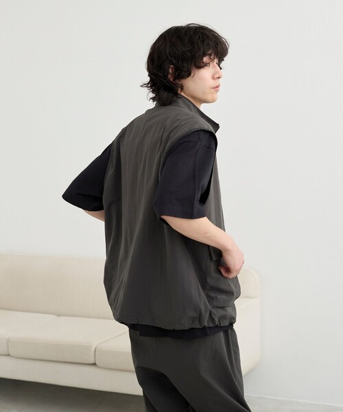 coen（コーエン）の「【C.Mt】AIRCOメッシュストレッチベスト　通気性/防しわ機能付き（ベスト・メンズ・ブラック/ベージュ/ダークグレー・L/M）」の9枚目の写真