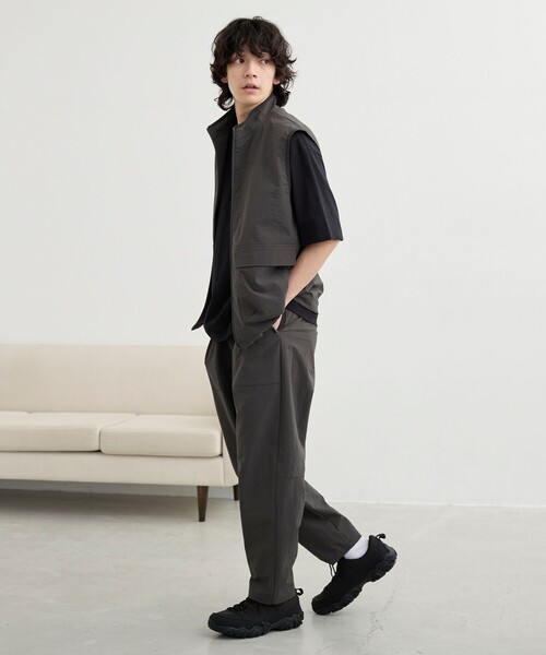 coen（コーエン）の「【C.Mt】AIRCOメッシュストレッチベスト　通気性/防しわ機能付き（ベスト・メンズ・ブラック/ベージュ/ダークグレー・L/M）」の10枚目の写真