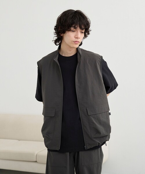 coen（コーエン）の「【C.Mt】AIRCOメッシュストレッチベスト　通気性/防しわ機能付き（ベスト・メンズ・ブラック/ベージュ/ダークグレー・L/M）」の13枚目の写真