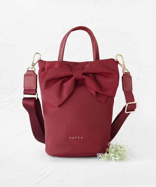 TOCCA(トッカ)の「RIBBON KNOT NYLON MULTI BAG ナイロンマルチバッグ(バックパック/リュック・レディース・レッド系/ベージュ系/ブラック系/ネイビー系/ライトグレー系・F)」の5枚目の写真