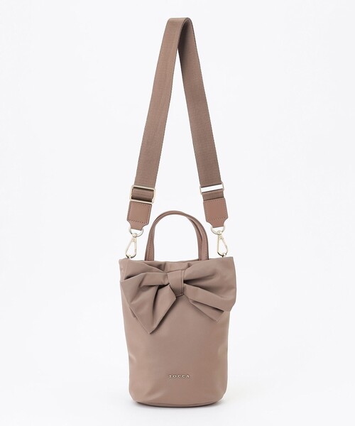 TOCCA(トッカ)の「RIBBON KNOT NYLON MULTI BAG ナイロンマルチバッグ(バックパック/リュック・レディース・レッド系/ベージュ系/ブラック系/ネイビー系/ライトグレー系・F)」の12枚目の写真