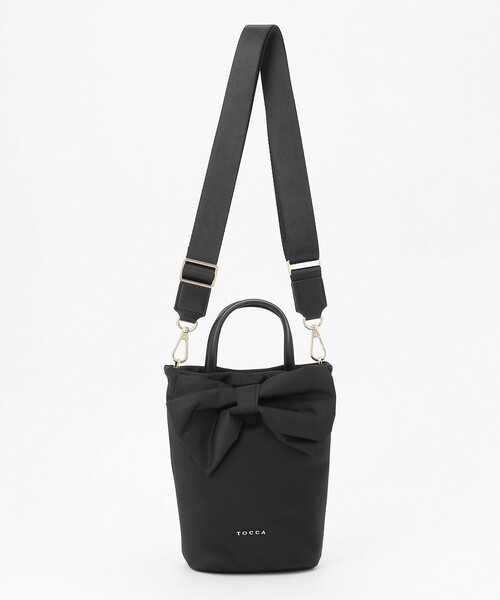 TOCCA(トッカ)の「RIBBON KNOT NYLON MULTI BAG ナイロンマルチバッグ(バックパック/リュック・レディース・レッド系/ベージュ系/ブラック系/ネイビー系/ライトグレー系・F)」の13枚目の写真