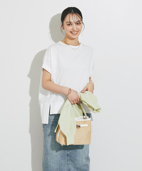 un dix cors（アンディコール）の「《着回し力抜群》シルケットワイドTシャツ（Tシャツ/カットソー・レディース・チャコールグレー/ブラック/オフホワイト・FREE）」の4枚目の写真