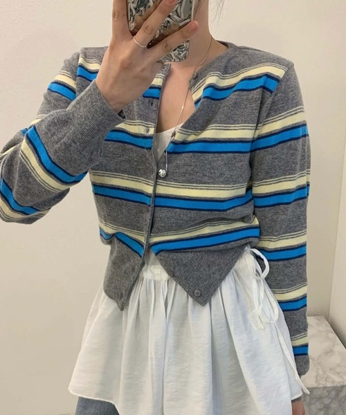 LAFFMO（ラフモ）の「ランダムマルチボーダーニットカーディガン（カーディガン/ボレロ・レディース・ブラック/グレー/ベージュ・F）」の3枚目の写真
