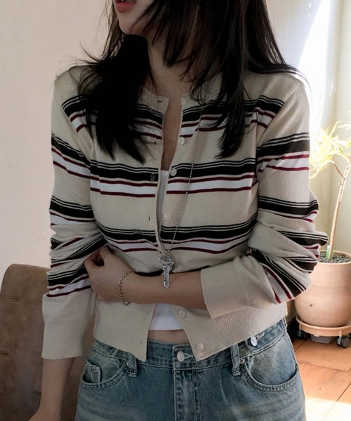 LAFFMO（ラフモ）の「ランダムマルチボーダーニットカーディガン（カーディガン/ボレロ・レディース・ブラック/グレー/ベージュ・F）」の16枚目の写真