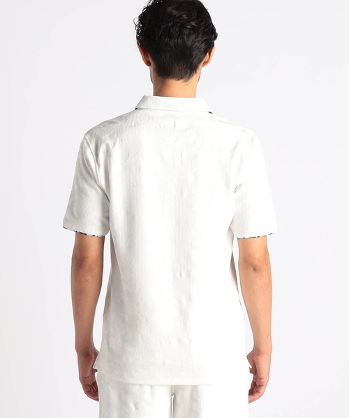 NICOLE CLUB FOR MEN(ニコルクラブフォーメン)の「【25モデルEC限定再販売】エンボスクラック柄スキッパーポロシャツ(ポロシャツ・メンズ・ブラック系1/ブラック系2/ホワイト系1/ホワイト系2・MEDIUM/LARGE/X-LARGE/XX-LARGE)」の9枚目の写真