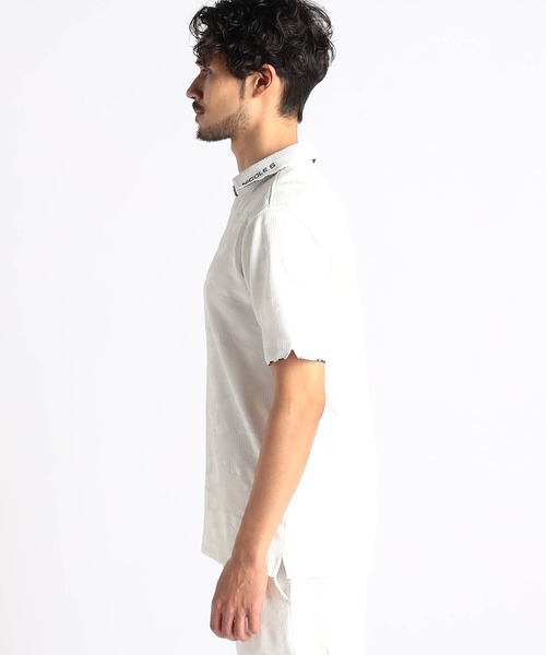 NICOLE CLUB FOR MEN(ニコルクラブフォーメン)の「【25モデルEC限定再販売】エンボスクラック柄スキッパーポロシャツ(ポロシャツ・メンズ・ブラック系1/ブラック系2/ホワイト系1/ホワイト系2・MEDIUM/LARGE/X-LARGE/XX-LARGE)」の10枚目の写真
