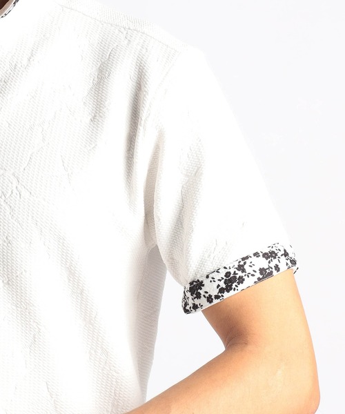 NICOLE CLUB FOR MEN(ニコルクラブフォーメン)の「【25モデルEC限定再販売】エンボスクラック柄スキッパーポロシャツ(ポロシャツ・メンズ・ブラック系1/ブラック系2/ホワイト系1/ホワイト系2・MEDIUM/LARGE/X-LARGE/XX-LARGE)」の19枚目の写真