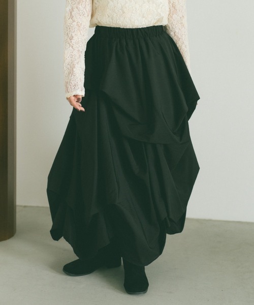 VANNIE U（ヴァニーユー）の「タックデザインスカート/SMサイズ展開（スカート・レディース・アイボリー/ブラック/グレー/ブラック系その他/ホワイト系その他・S/M）」の7枚目の写真