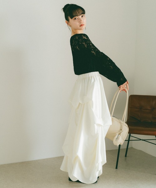 VANNIE U（ヴァニーユー）の「タックデザインスカート/SMサイズ展開（スカート・レディース・アイボリー/ブラック/グレー/ブラック系その他/ホワイト系その他・S/M）」の12枚目の写真