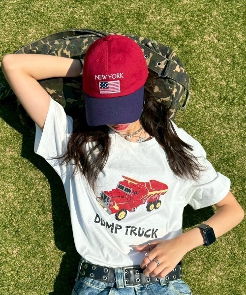 INTER FACTORY(インターファクトリー)の「SARA - 刺繍キャップ made in INTER FACTORY(キャップ・レディース・イエロー/レッド・FREE)」の1枚目の写真