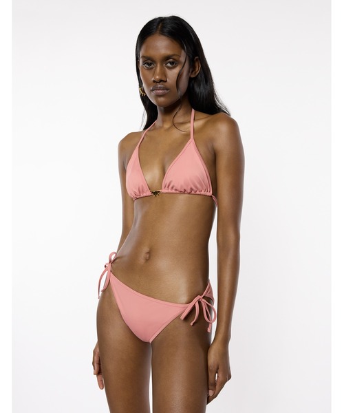Maison Kitsune（メゾンキツネ）の「BABY FOX BIKINI SET（水着・レディース・ピンクベージュ/ブラック・XS/S/M/L）」の6枚目の写真