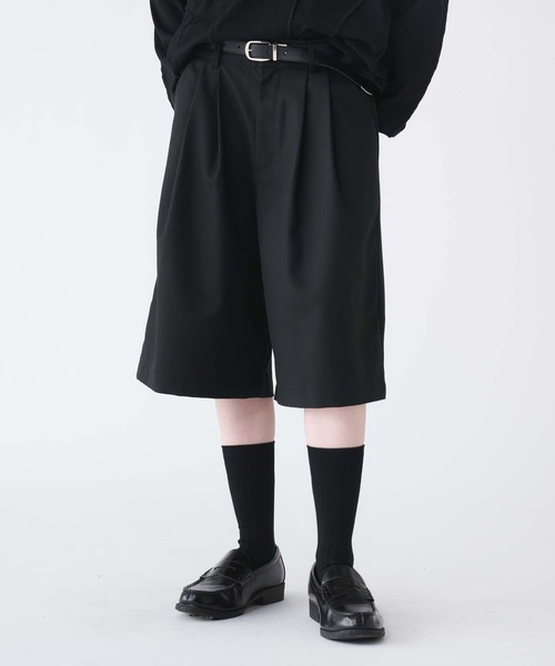 2-TUCK WIDE BAGGY HALF PANTS/2タックワイドバギーハーフパンツ