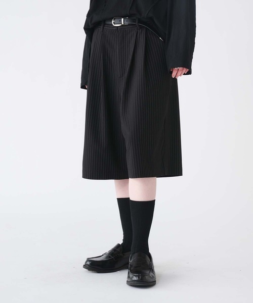 selle glant（セレグランテ）の「2-TUCK WIDE BAGGY HALF PANTS/2