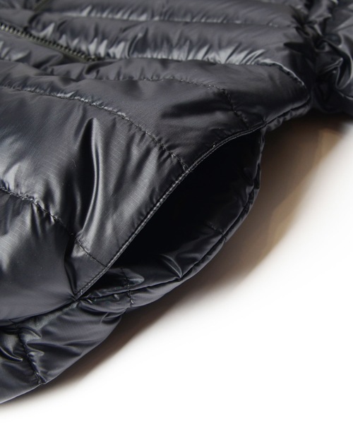HOLIDAY(ホリデイ)の「PACKABLE DOWN ANORAK パッカブルダウンアノラック(ダウンジャケット/コート・レディース・ブラック・ONE SIZE)」の18枚目の写真