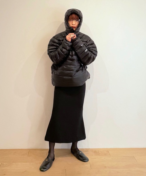 HOLIDAY パッカブルダウンジャケット　カーキ HOLIDAY パッカブルダウンジャケットカーキ