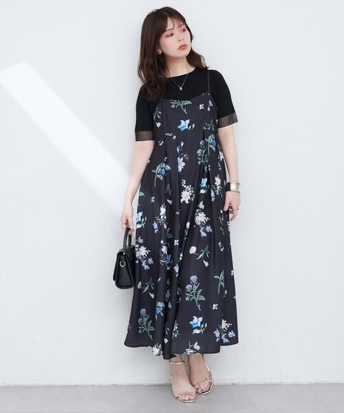 natural couture(ナチュラルクチュール)の「ガーデンフラワー柄フレアキャミワンピース(ワンピース・レディース・ピンク/ブラック/オフホワイト・FREE)」の14枚目の写真