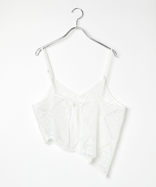 LEPSIM(レプシィム)の「パッチワークレースキャミブラウス 497443(シャツ/ブラウス・レディース・ブラック/オフホワイト・FREE)」の3枚目の写真