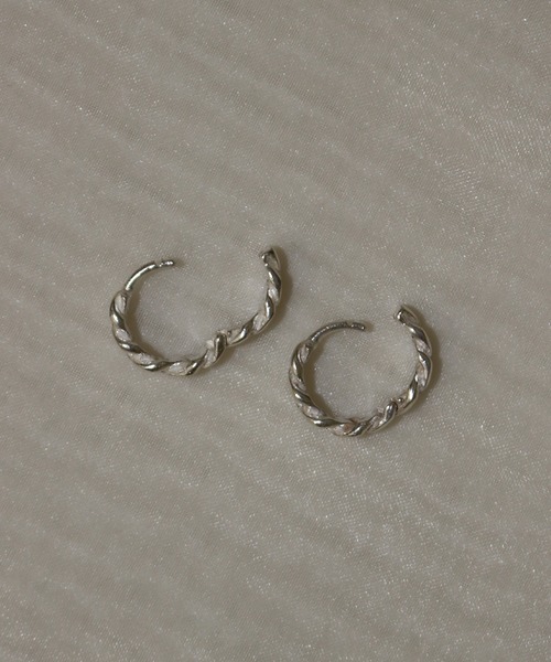 whoseA(フーシー)の「【silver925】KiheiPierce / キヘイチェーンフープピアス(ピアス(両耳用)・メンズ・シルバー/ゴールド・FREE)」の6枚目の写真