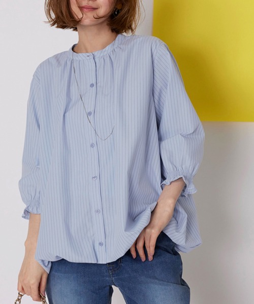 BELLUNA PLUS（ベルーナ）の「袖シャーリングバルーンブラウス（シャツ/ブラウス・レディース・イエロー/ブルー/ピンク・LARGE/MEDIUM/X-LARGE）」の2枚目の写真