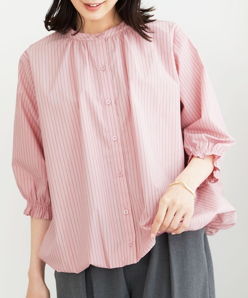BELLUNA PLUS（ベルーナ）の「袖シャーリングバルーンブラウス（シャツ/ブラウス・レディース・イエロー/ブルー/ピンク・LARGE/MEDIUM/X-LARGE）」の21枚目の写真