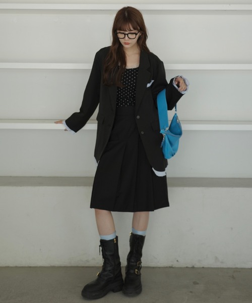 idem（イデム）の「oversized layered jacket / レイヤードデザインオーバーサイズジャケット（テーラードジャケット・レディース・グレー/ブラック・FREE）」の8枚目の写真