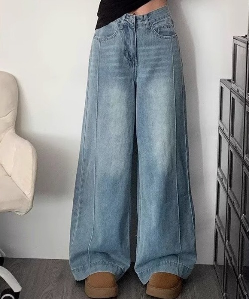 SHEPP(シープ)の「サイドピンタック ハイウエスト バレルレッグ デニムパンツ(デニムパンツ・レディース・ブルー・M/L)」の6枚目の写真