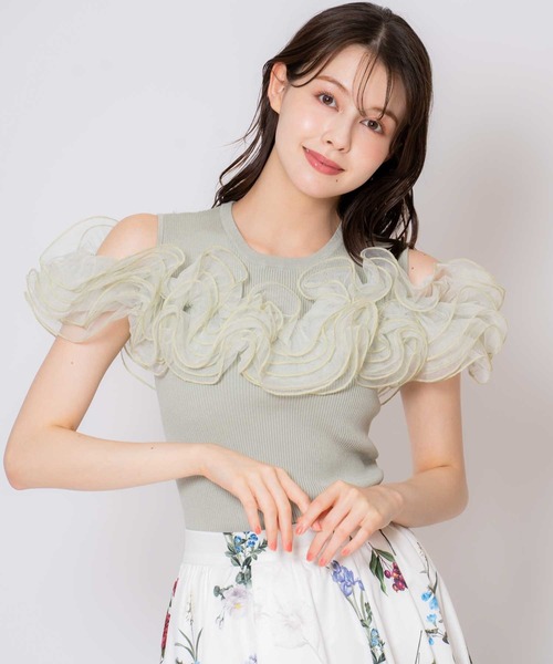 NOELA（ノエラ）の「モチーフフリルニット（ニット/セーター・レディース・ライトグリーン/オフホワイト/チャコールグレー・フリー）」の3枚目の写真