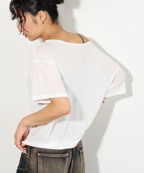 WHO'S WHO gallery（フーズフーギャラリー）の「NEW ROMANTI シアーBIGオフショルTEE（Tシャツ/カットソー・レディース・ピンク/イエロー/ミント/ブラック/オフホワイト・FREE）」の13枚目の写真