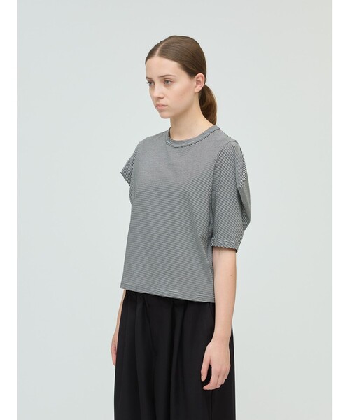 mizuiroind(ミズイロインド)の「mizuiro ind ボーダードレープスリーブTシャツ(Tシャツ/カットソー・レディース・グレー/ブラック/カーキ・FREE)」の7枚目の写真