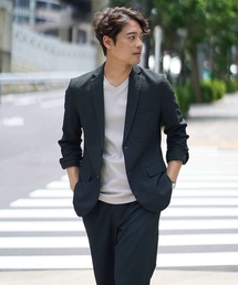 a.v.v（アーヴェヴェ）の「【イージーケア/吸水速乾/毛玉になりにくい】シアサッカーシェイプジャケット（テーラードジャケット）」