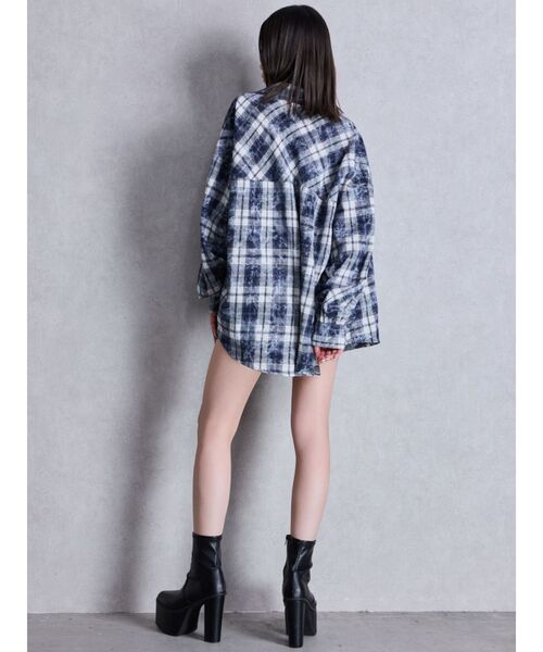 GYDA（ジェイダ）の「processing checkered print looseシャツ（シャツ/ブラウス・レディース・ブラック/ネイビー/ブラウン・FREE）」の10枚目の写真