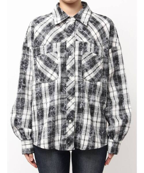 GYDA（ジェイダ）の「processing checkered print looseシャツ（シャツ/ブラウス・レディース・ブラック/ネイビー/ブラウン・FREE）」の15枚目の写真