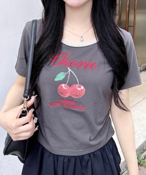 INGNI(イング)の「サイドギャザーレース付チェリーロゴトップス(Tシャツ/カットソー・レディース・ライトピンク/オフホワイト/スミクロ・M)」の3枚目の写真