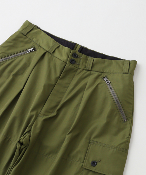 Ets.MATERIAUX(マテリオ)の「ETS.MATERIAUX(マテリオ) イタリアン アーミー ショーツ(その他パンツ・メンズ・オリーブ/ホワイト系その他・2/3)」の4枚目の写真