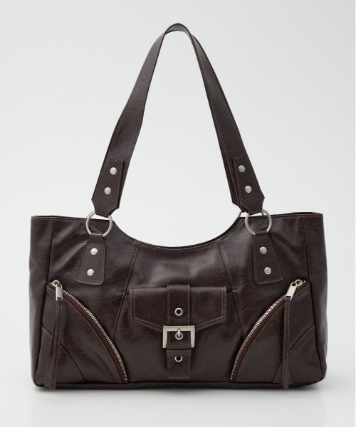 SLY（スライ）の「FRONT POCKET STUDS BAG フロントポケット スタッズ バッグ（ショルダーバッグ・レディース・ブラック/ライトブルー/ブラウン・FREE）」の3枚目の写真