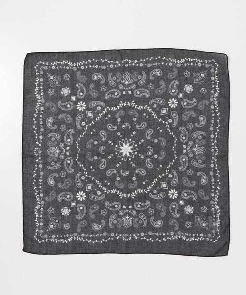 SMELLY（スメリー）の「ペイズリープリントスカーフ（バンダナ/スカーフ・レディース・ホワイト/ブラック・-）」の8枚目の写真
