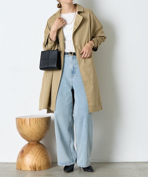 Jena espace merveilleux（ジェナ　エスパスメルヴェイユ）の「バックラッフルテントコート（ステンカラーコート・レディース・ネイビー/ベージュ・FREE）」の2枚目の写真