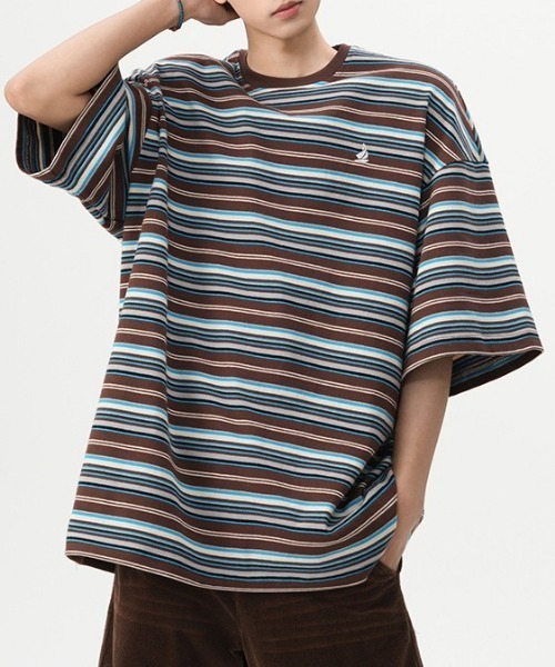 MGV(エムジーヴィー)の「マルチボーダーワンポイントカットソー(Tシャツ/カットソー・メンズ・ブラック/ブラウン・MEDIUM/LARGE/X-LARGE)」の3枚目の写真