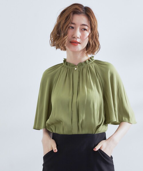 grove（グローブ）の「【洗える/お仕事/二の腕カバー】ヴィンテージサテンブラウス（シャツ/ブラウス・レディース・グリーン/ネイビー系/ライトイエロー系1/オフホワイト・01/02/03/04/05）」の2枚目の写真