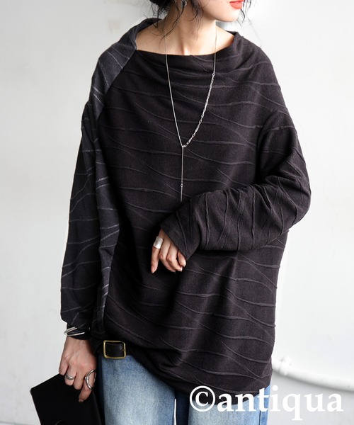 antiqua（アンティカ）の「ウェーブ柄アシンメトリートップス（その他トップス・レディース・ブラック/グレー・ONESIZE）」の2枚目の写真