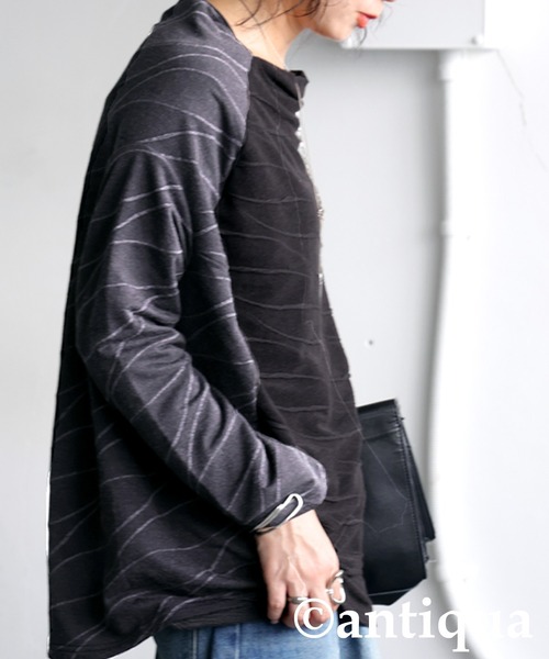 antiqua（アンティカ）の「ウェーブ柄アシンメトリートップス（その他トップス・レディース・ブラック/グレー・ONESIZE）」の9枚目の写真