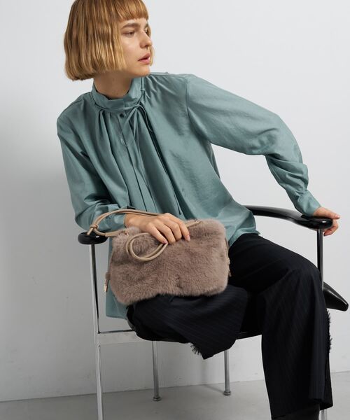 LANVIN en Bleu(ランバンオンブルー)の「カレンデショルダー(ショルダーバッグ・レディース・ブラック/ブラック系その他/シルバー/ベージュ・FREE)」の17枚目の写真