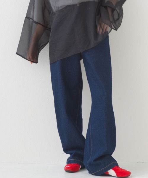 OMNES（オムネス）の「12oz ウォッシュ加工ハイウエストルーズワイドデニムパンツ（デニムパンツ・レディース・ブルー/ネイビー・SMALL/MEDIUM/LARGE）」の5枚目の写真