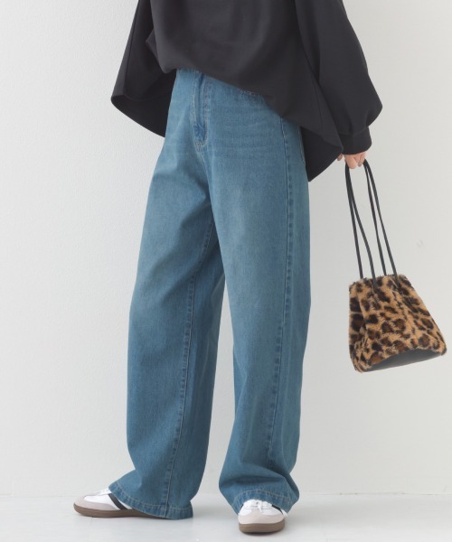 OMNES（オムネス）の「12oz ウォッシュ加工ハイウエストルーズワイドデニムパンツ（デニムパンツ・レディース・ブルー/ネイビー・SMALL/MEDIUM/LARGE）」の17枚目の写真