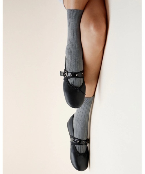 Repetto（レペット）の「Ballet Twist メリージェーン - ラバーソール - FRサイズ / V4237VVE（バレエシューズ・レディース・ブラック・39/38/37/36/40）」の3枚目の写真
