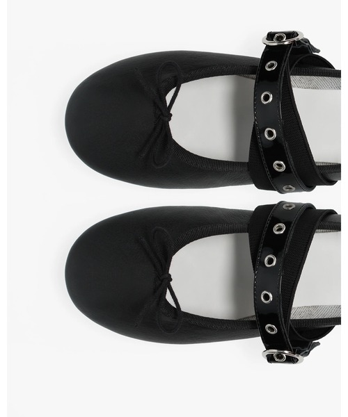 Repetto（レペット）の「Ballet Twist メリージェーン - ラバーソール - FRサイズ / V4237VVE（バレエシューズ・レディース・ブラック・39/38/37/36/40）」の4枚目の写真