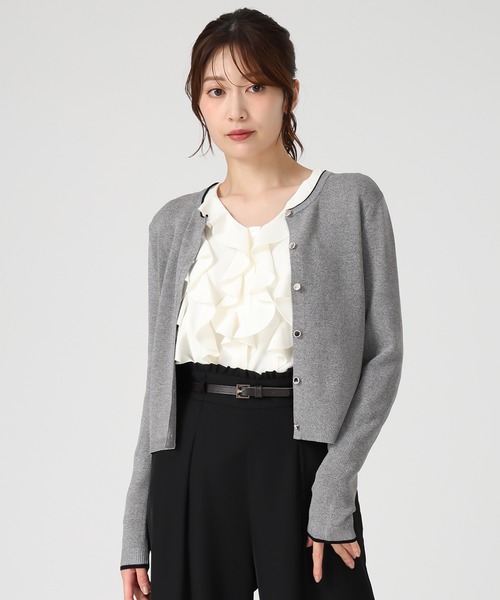 MISCH MASCH(ミッシュマッシュ)の「ベーシック総針配色カーディガン(カーディガン/ボレロ・レディース・ホワイト/ブラック/ブルー/グレー・フリ-)」の16枚目の写真