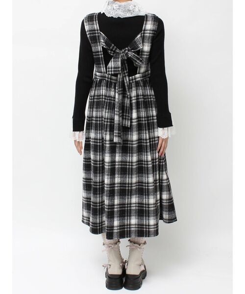 merry jenny(メリージェニー)の「back ribbonワンピース(ワンピース・レディース・ブラック/レッド/ベージュ/その他1・FREE)」の4枚目の写真